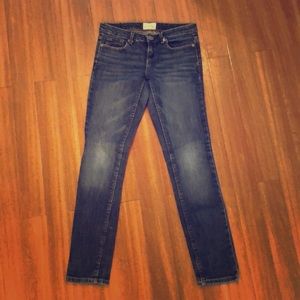 🌻 2/$18 Aeropostale skinny jeans 0short
